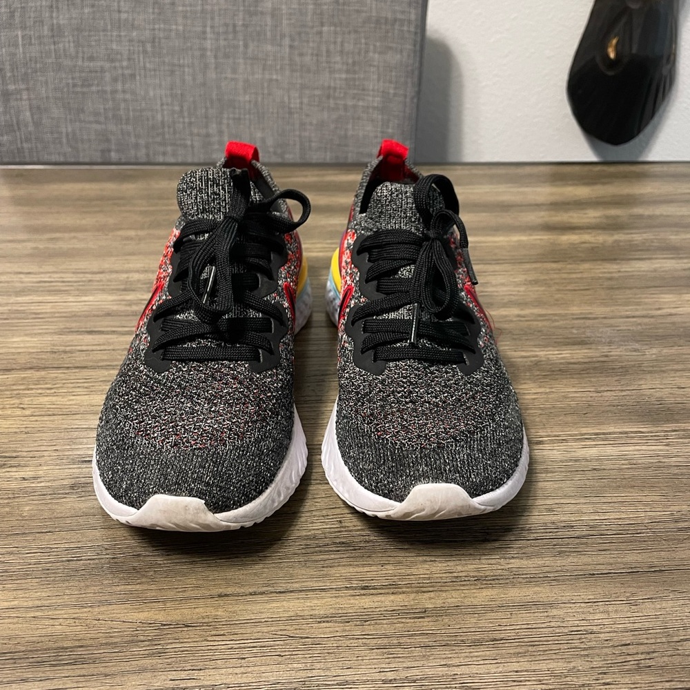 Nike epic react sneaker- like new! Worn only 5-7 times!